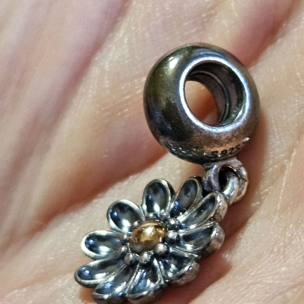 *Sale* Pandora Oopsie Daisy dangle - Picture 3 of 11